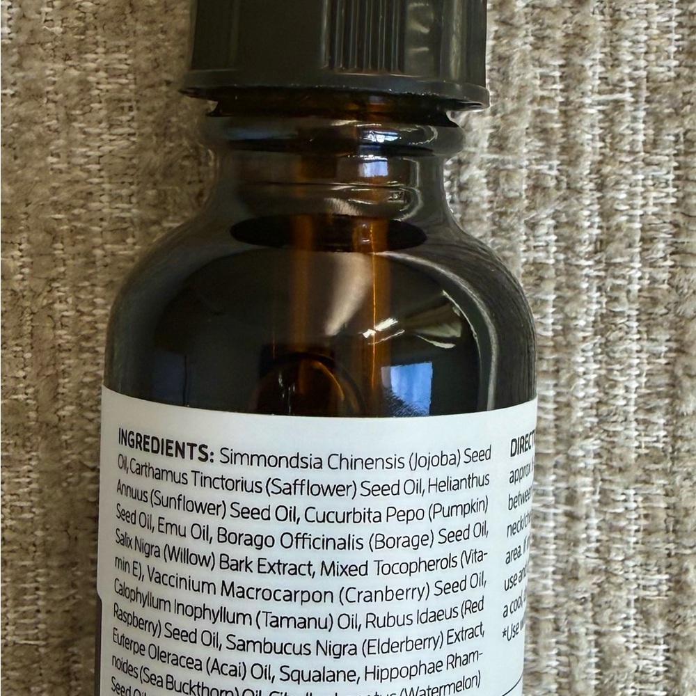 Clarifying Treatment Oil for Acne Sebum (exp 11/25 use by 11/26) Marie Veronique - Picture 3 of 5